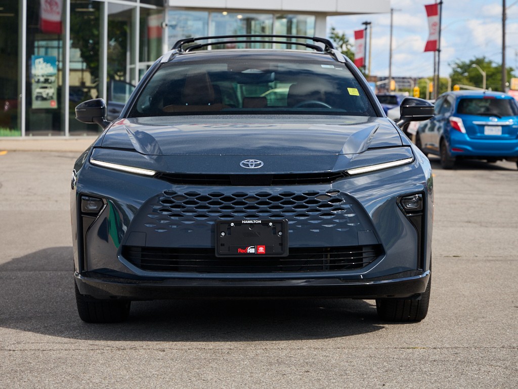 2025 Toyota Crown Signia