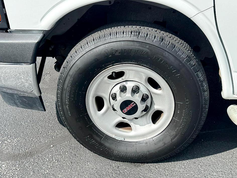 2023 GMC Savana 2500