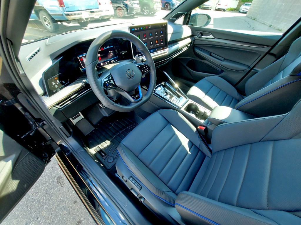 2025 Volkswagen Golf R