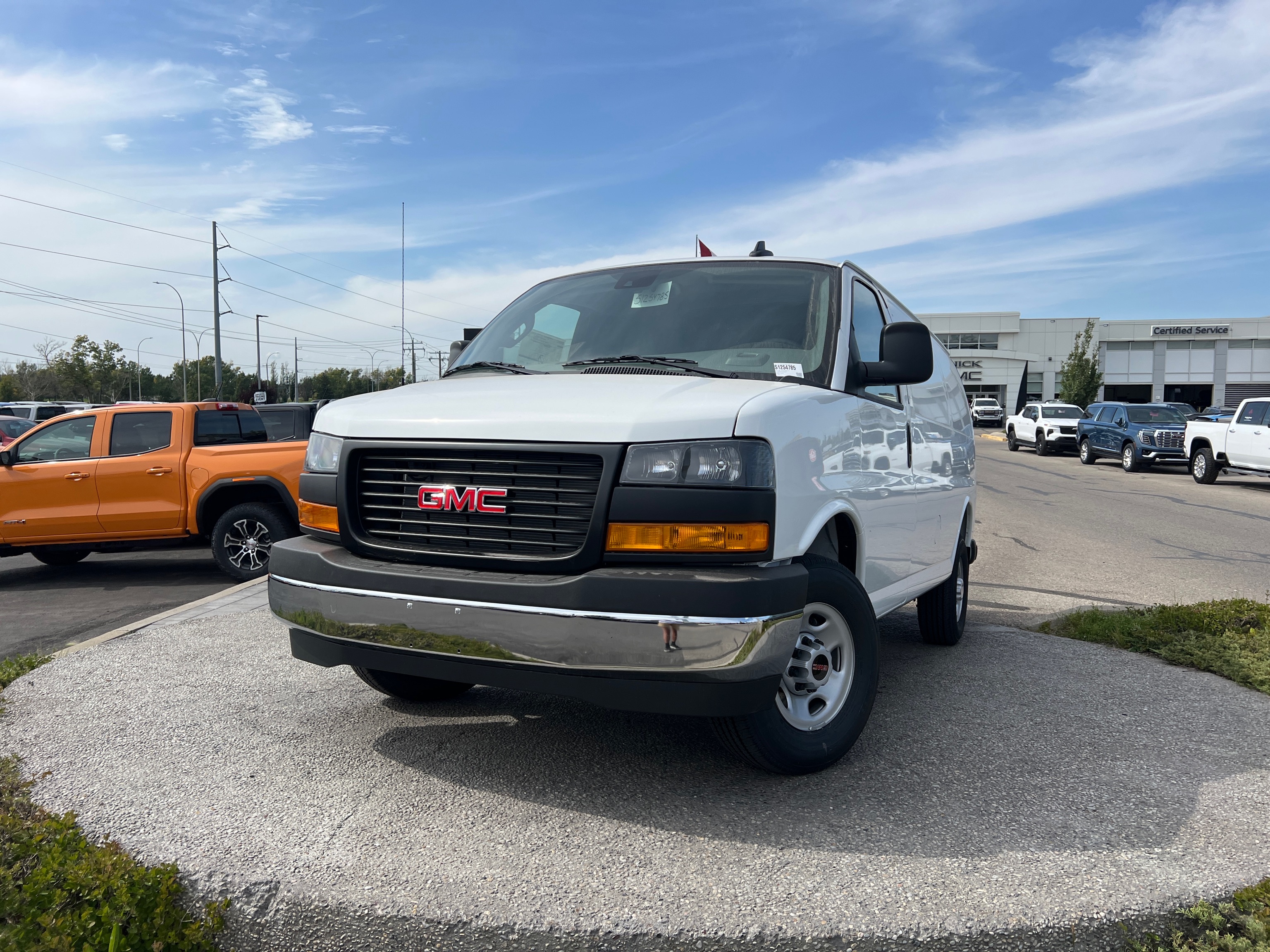 2025 GMC Savana 2500