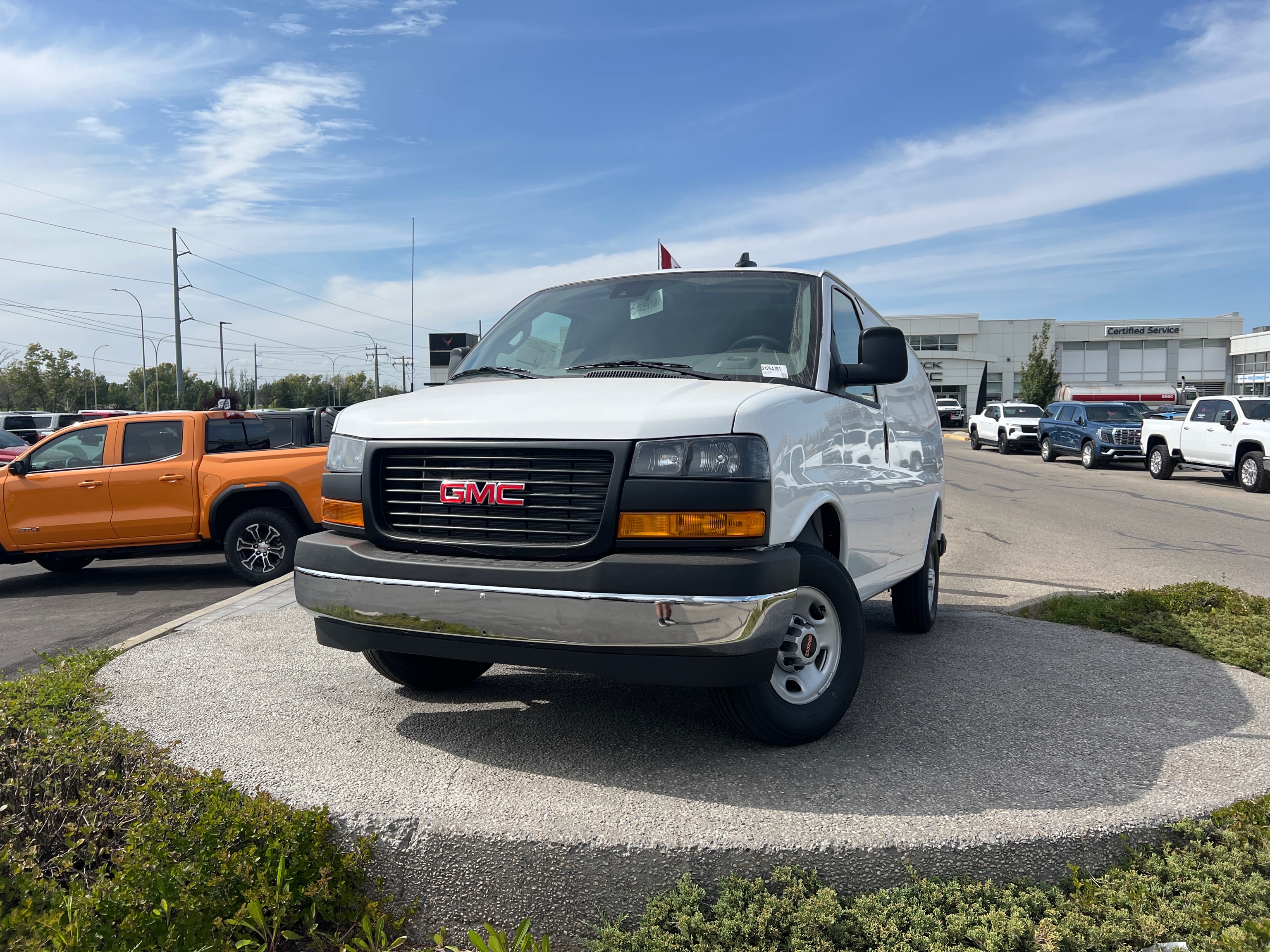 2025 GMC Savana 2500