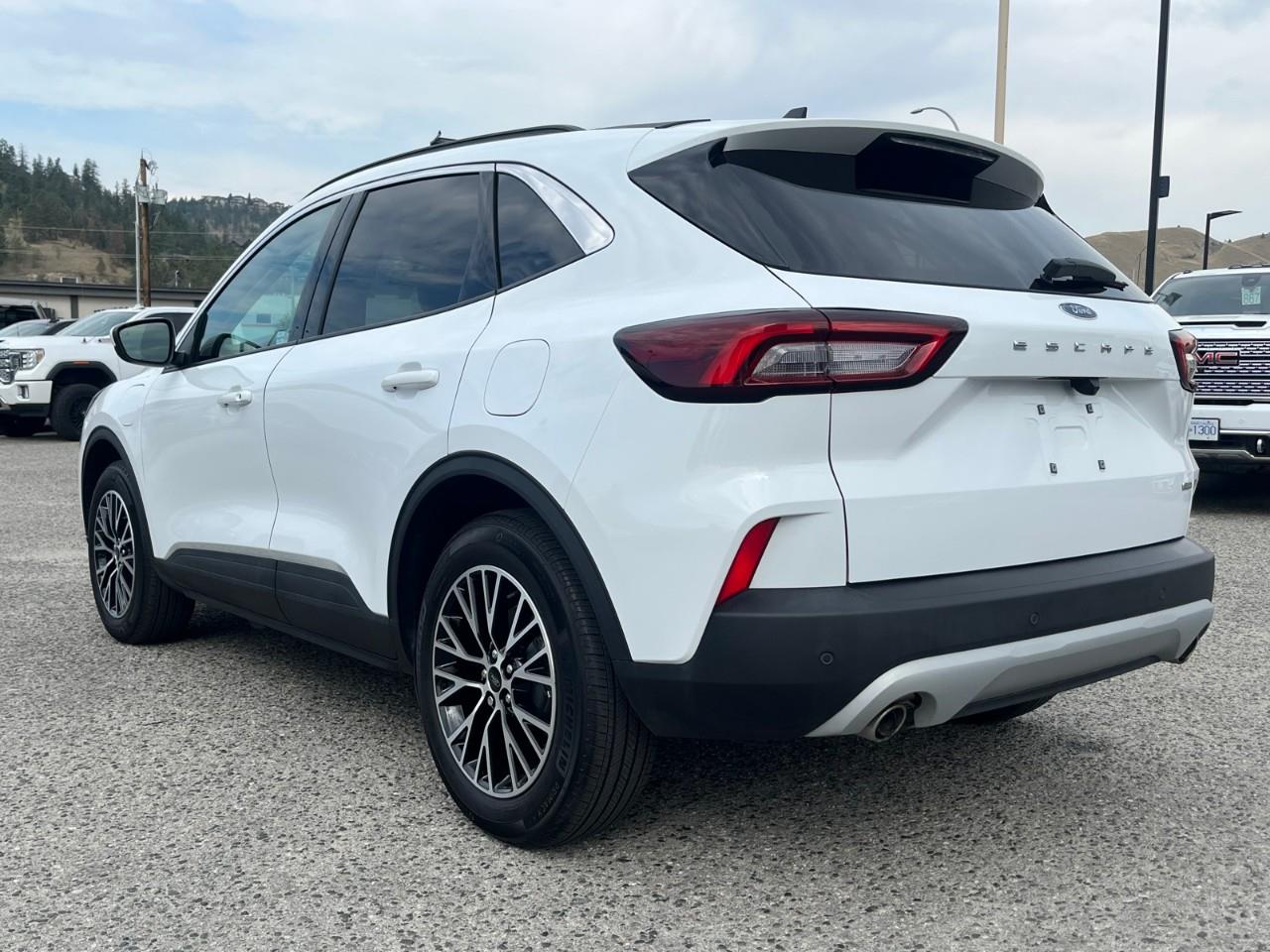 2023 Ford Escape