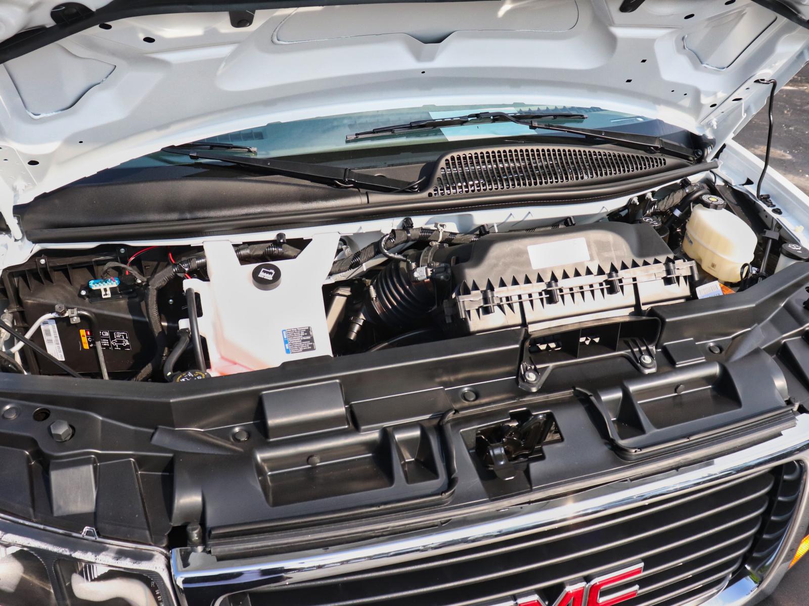 2025 GMC Savana 3500