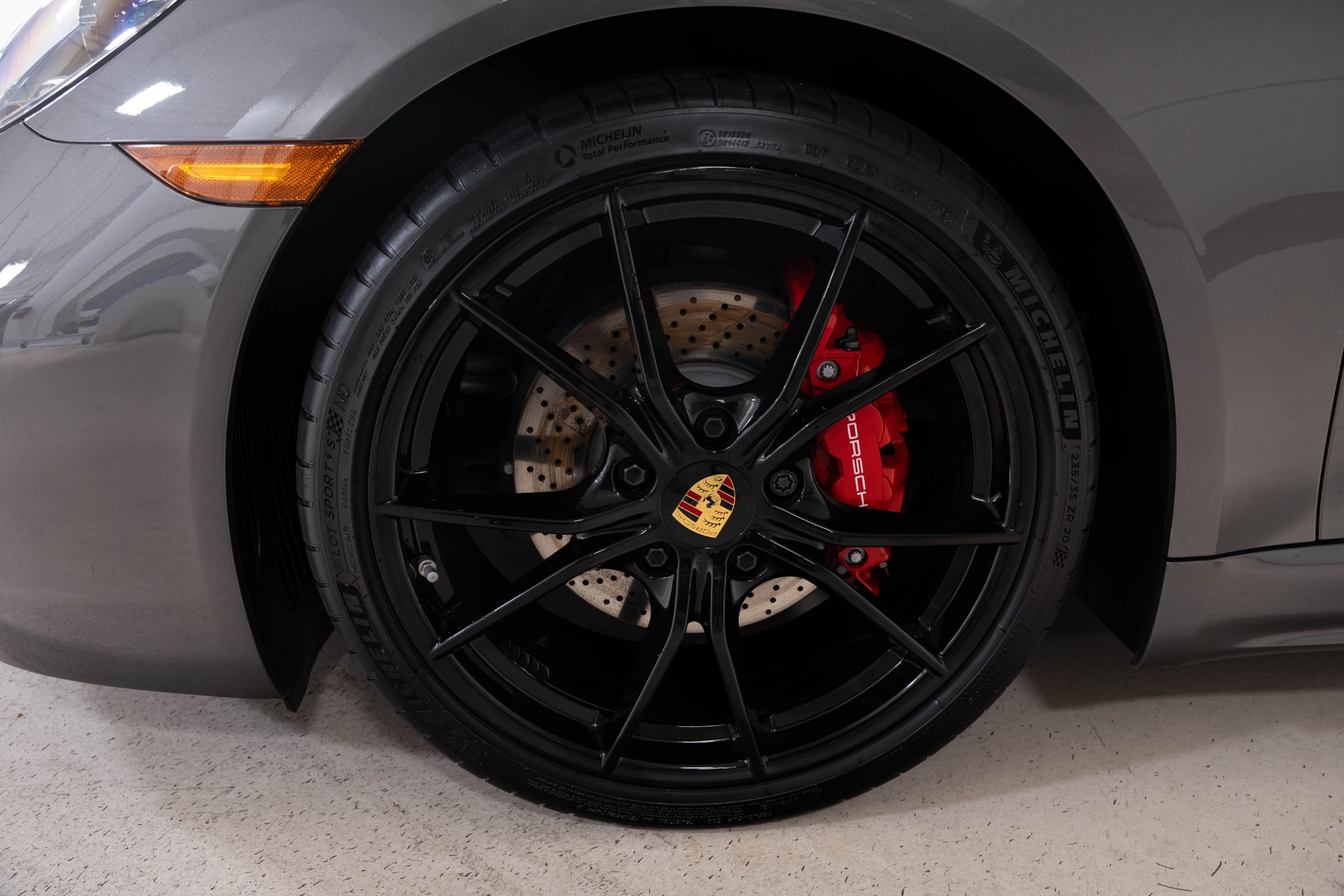 2023 Porsche 718 Cayman