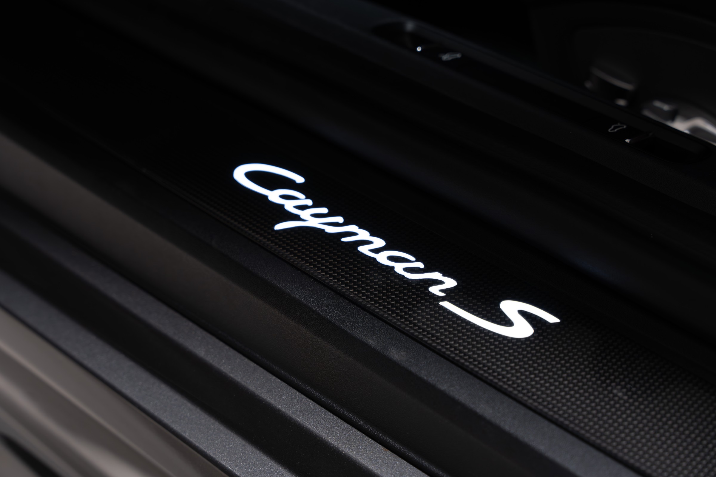 2023 Porsche 718 Cayman