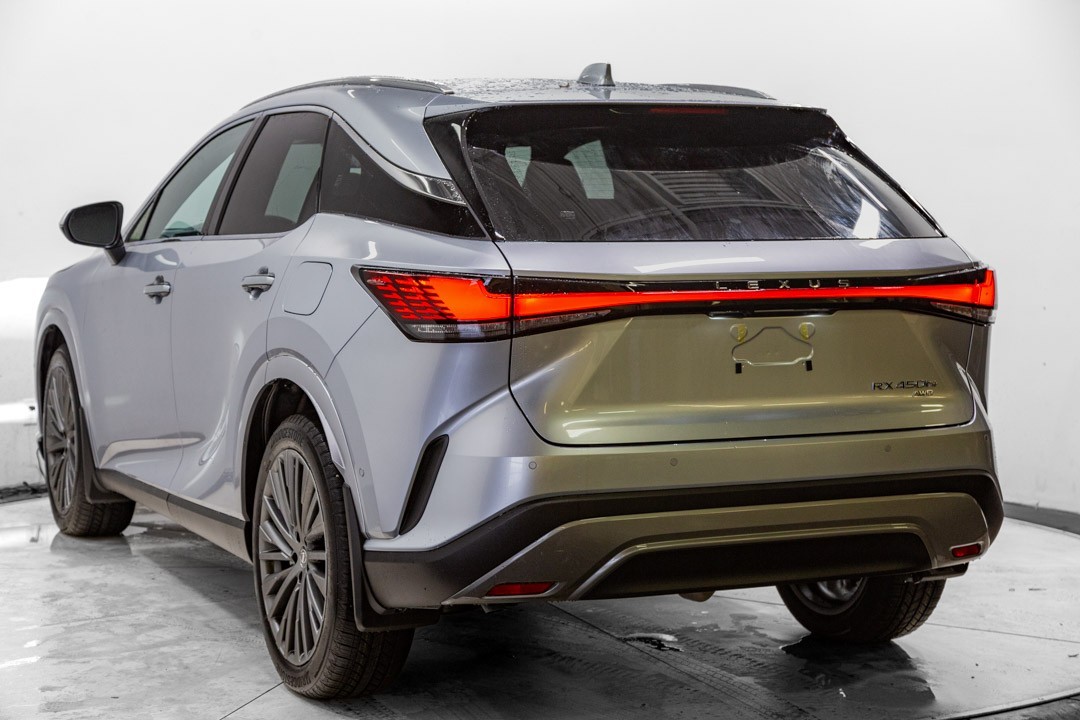 2025 Lexus RX 450h+