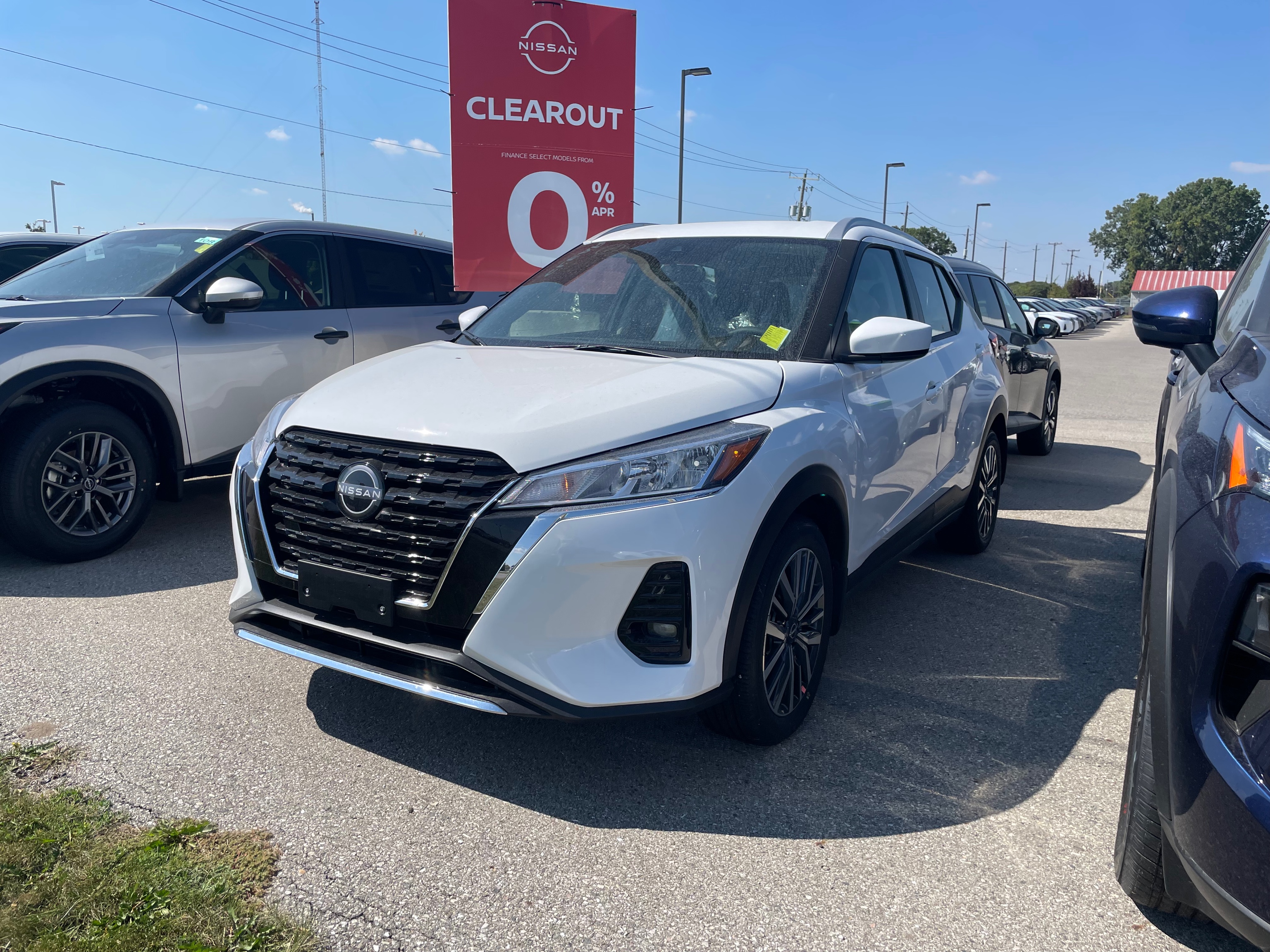 2025 Nissan Kicks Play