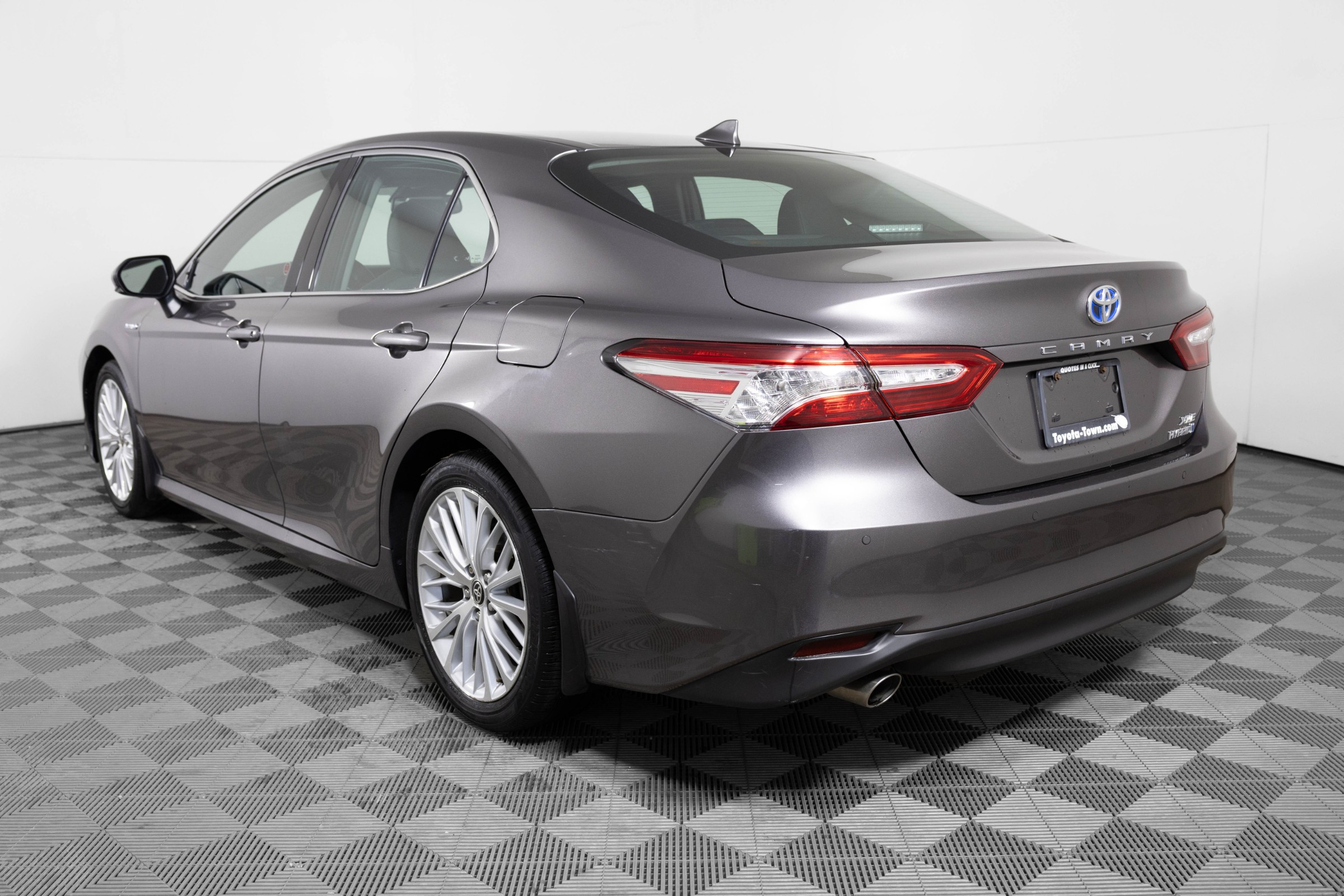 2020 Toyota Camry Hybrid