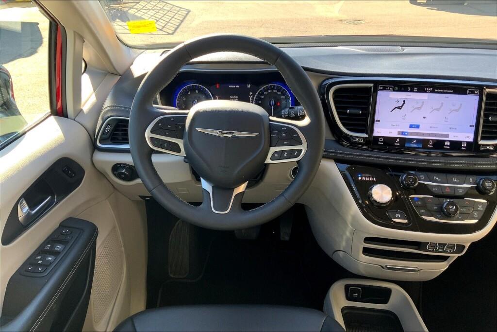 2024 Chrysler Pacifica