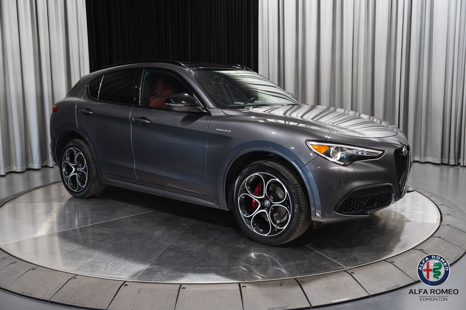 2022 Alfa Romeo Stelvio