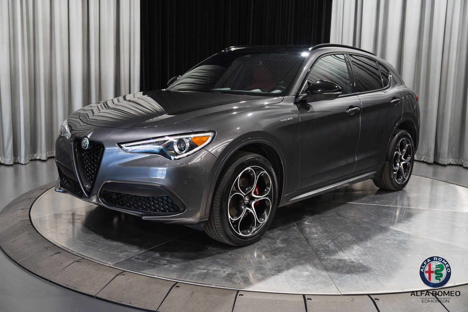2022 Alfa Romeo Stelvio