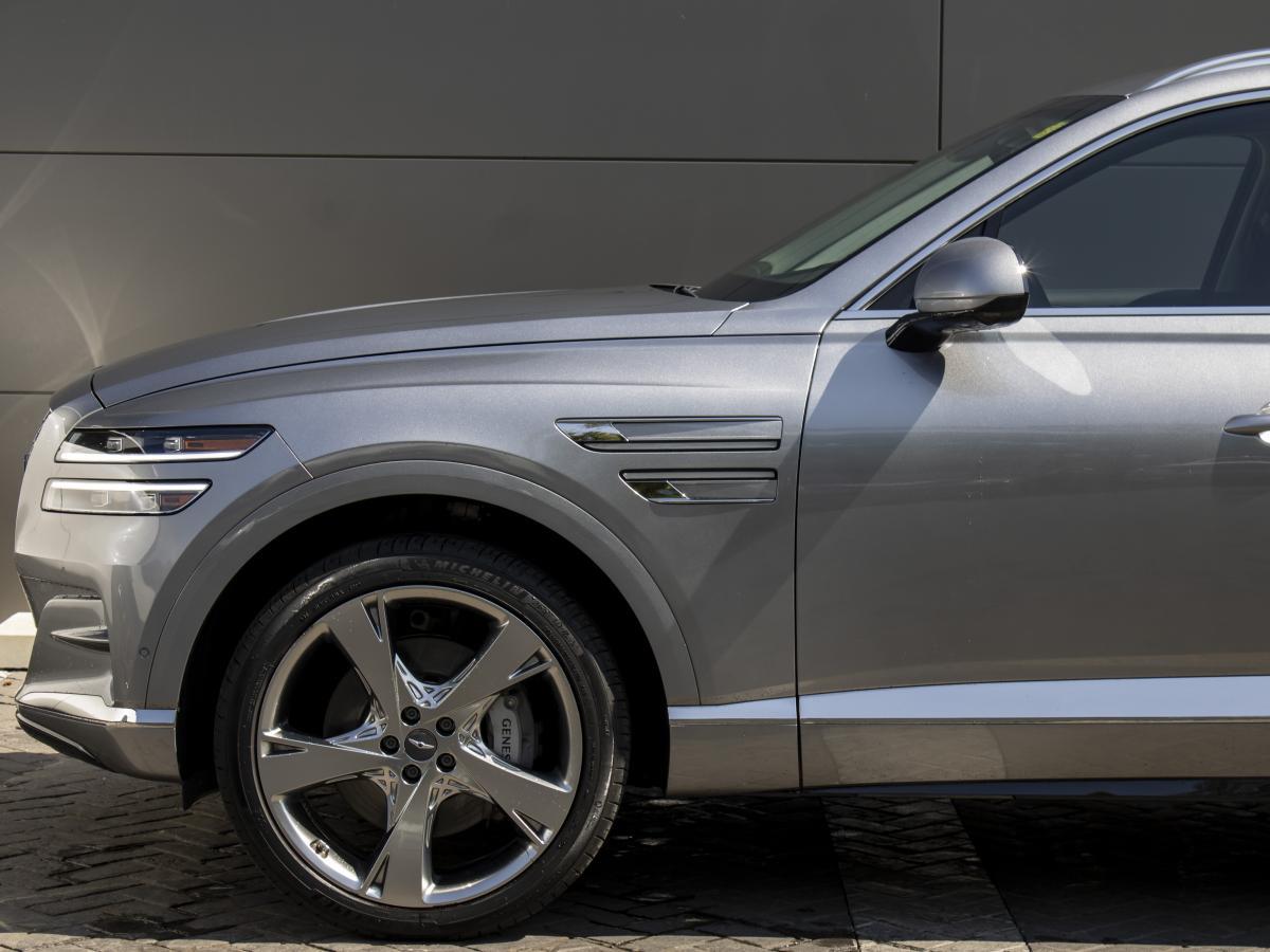 2023 Genesis GV80