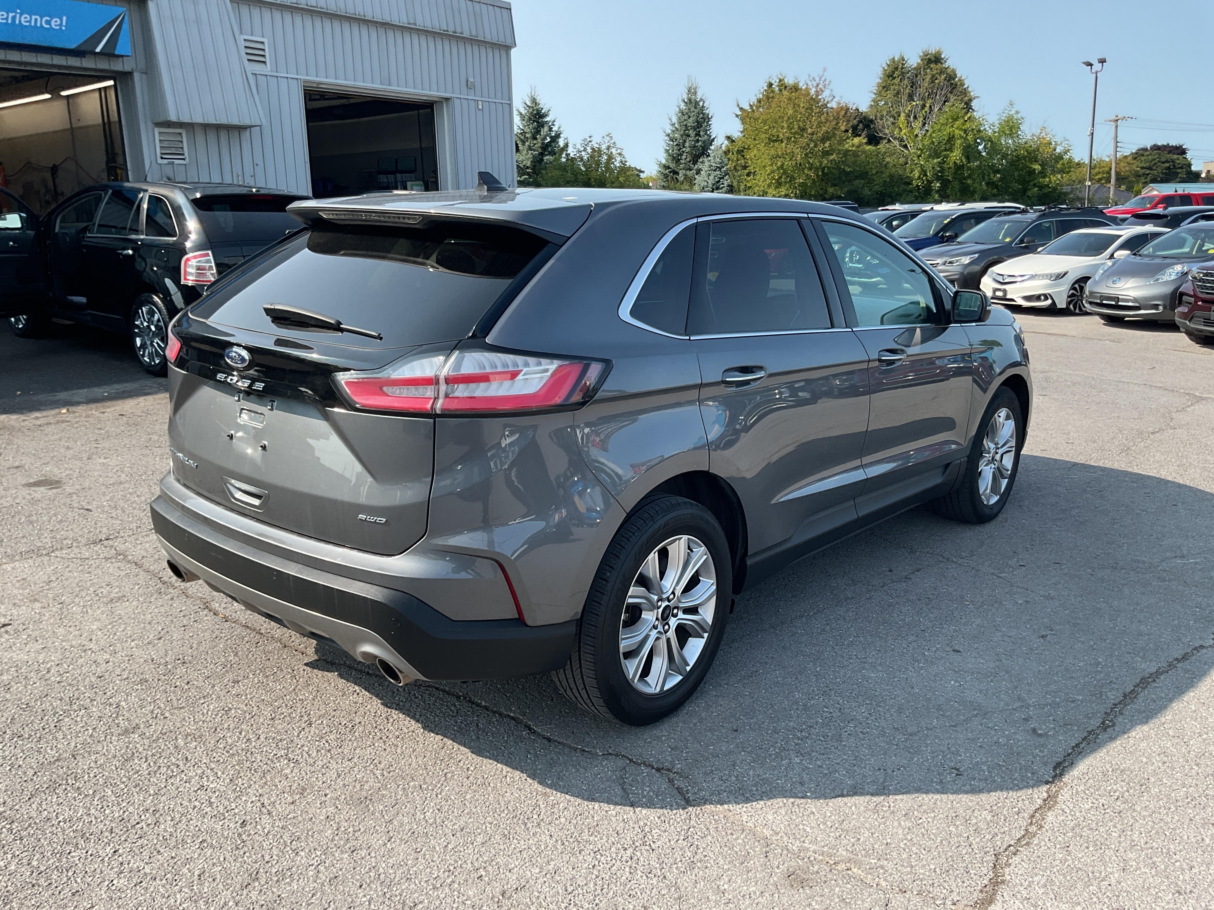 2023 Ford Edge
