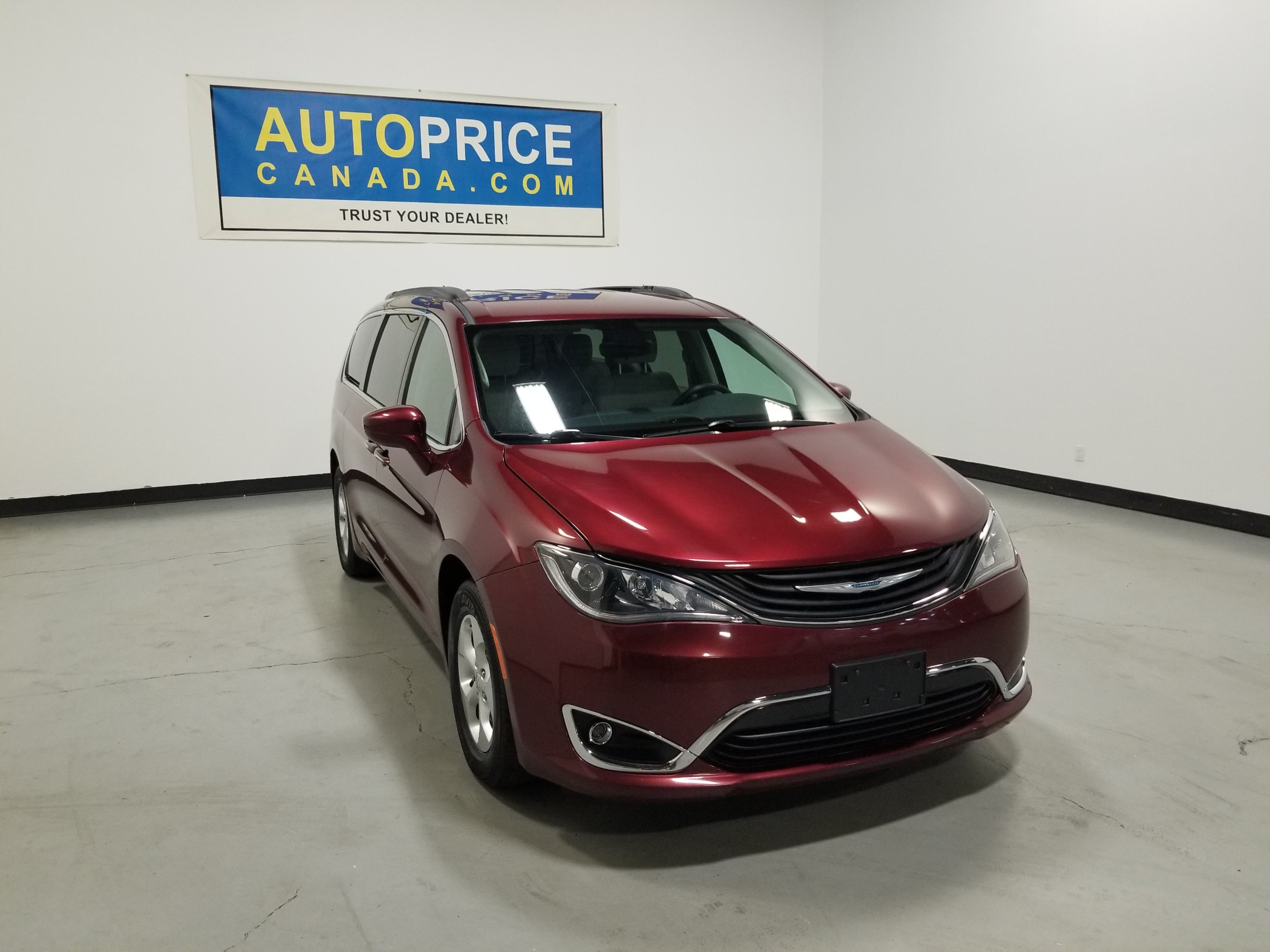 2018 Chrysler Pacifica Hybrid