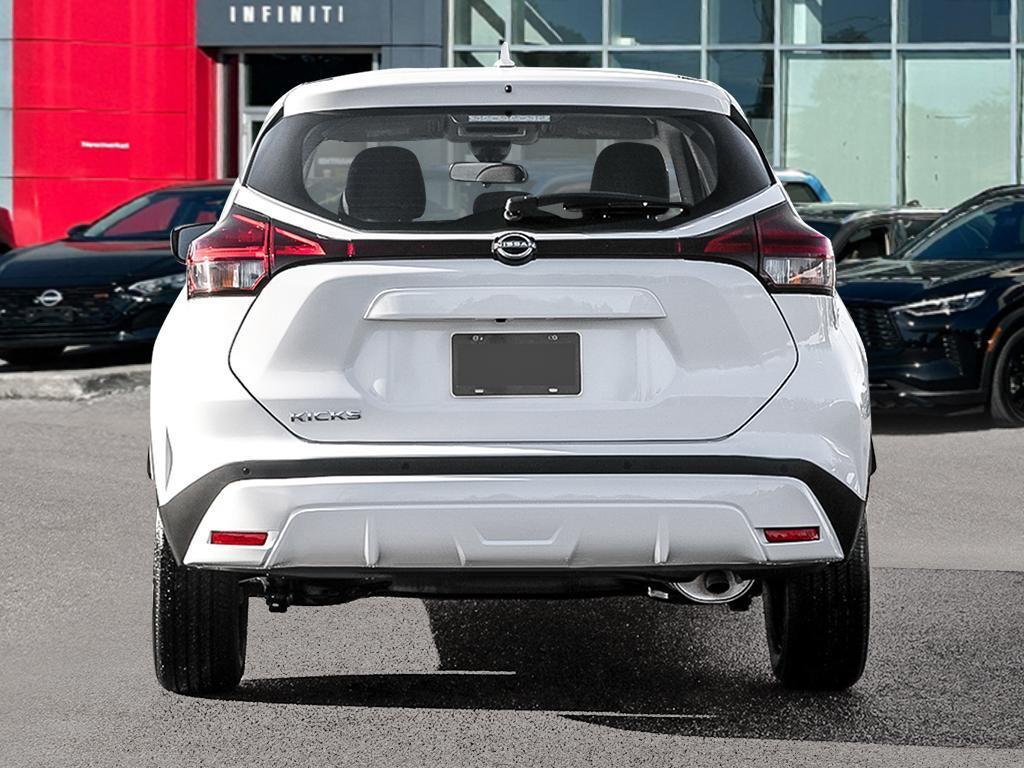 2025 Nissan Kicks Play