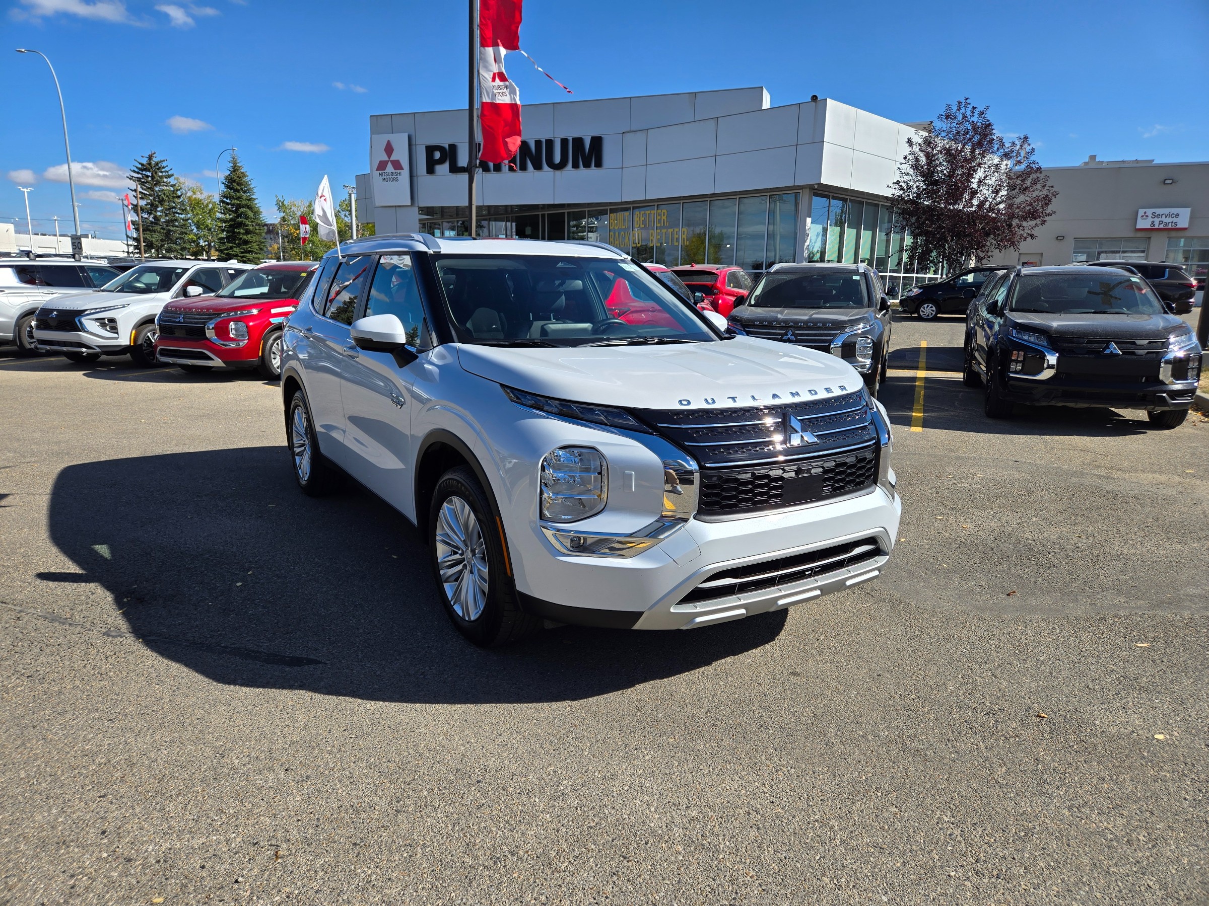 2023 Mitsubishi Outlander Plug-In Hybrid