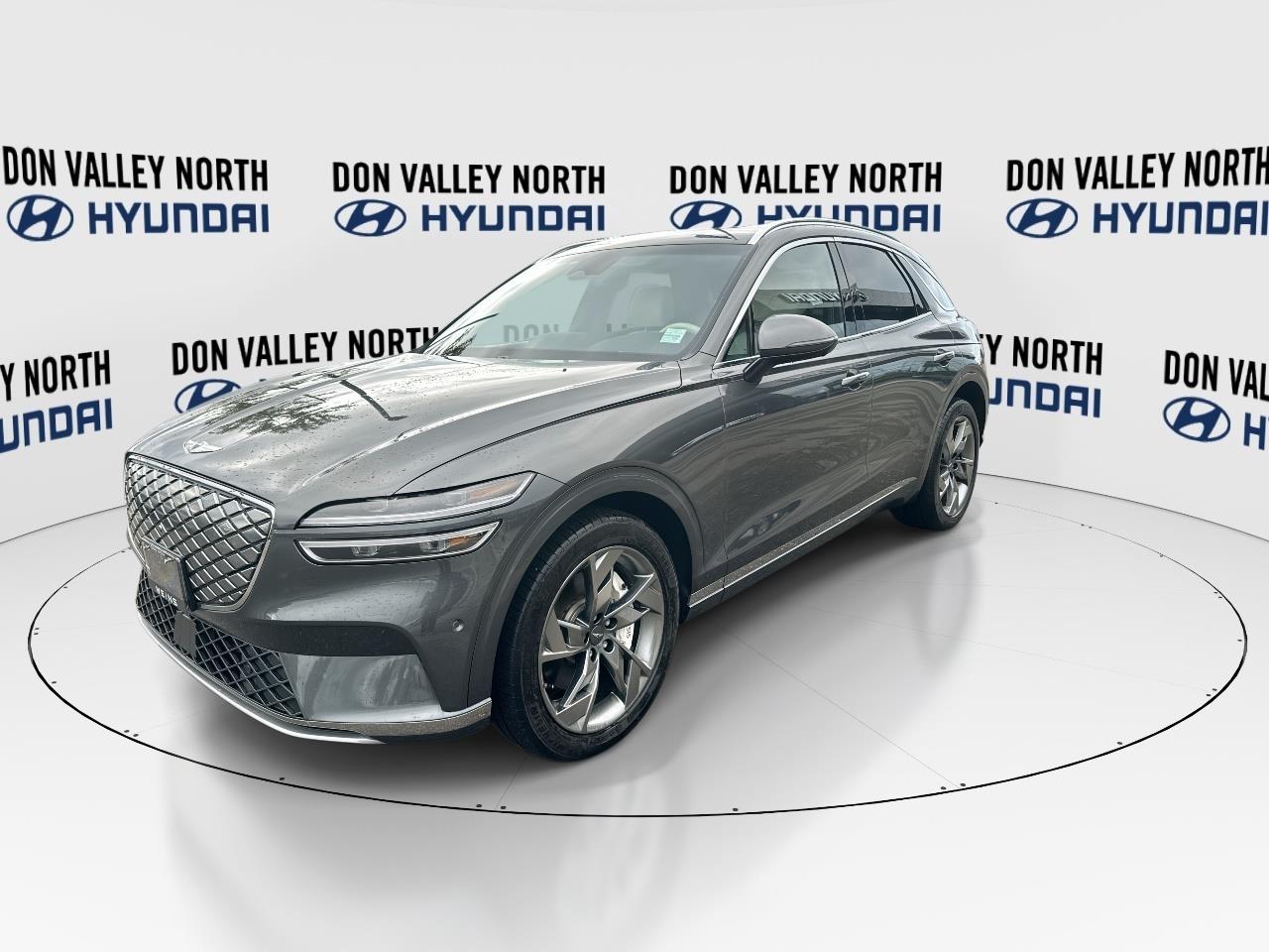 2023 Genesis Electrified GV70