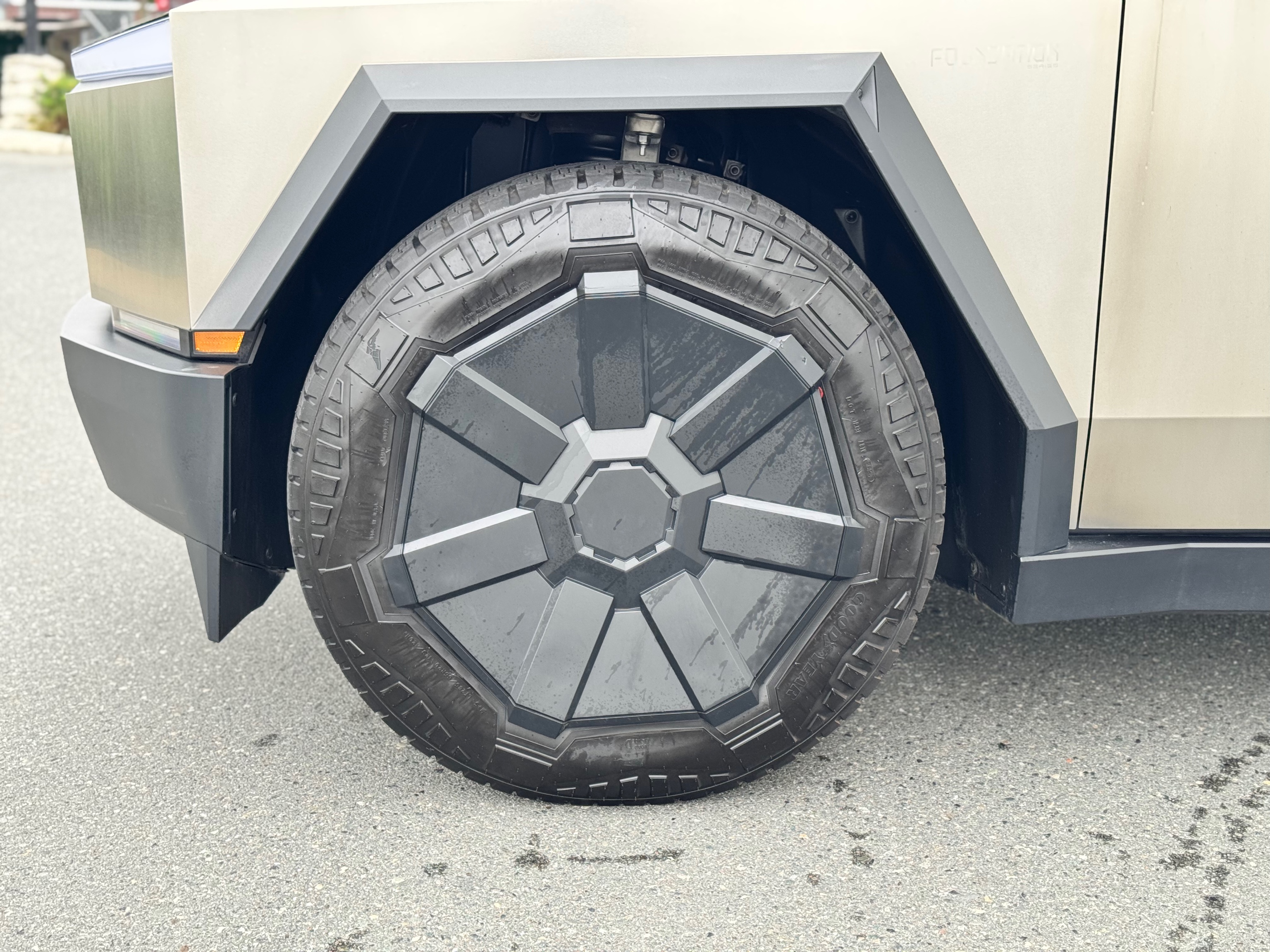 2024 Tesla Cybertruck