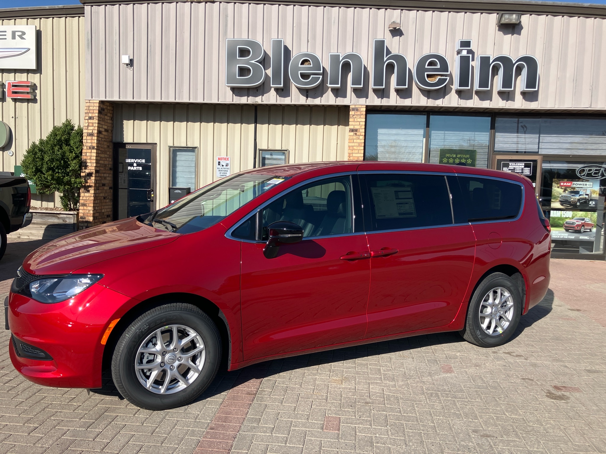 2026 Chrysler Grand Caravan