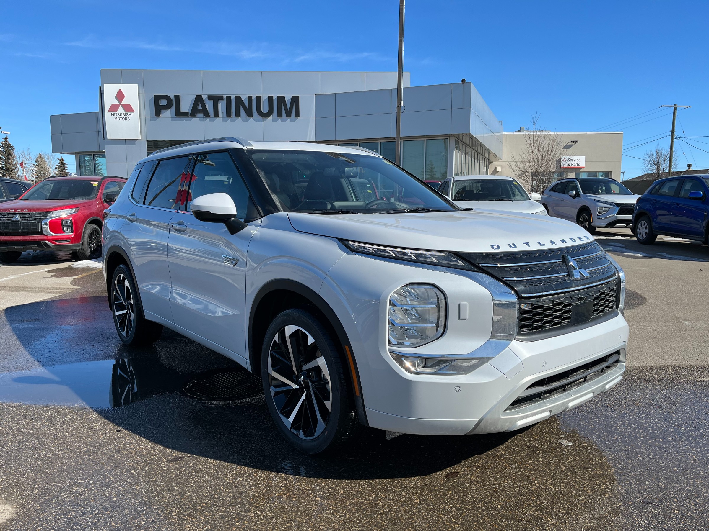 2025 Mitsubishi Outlander PHEV