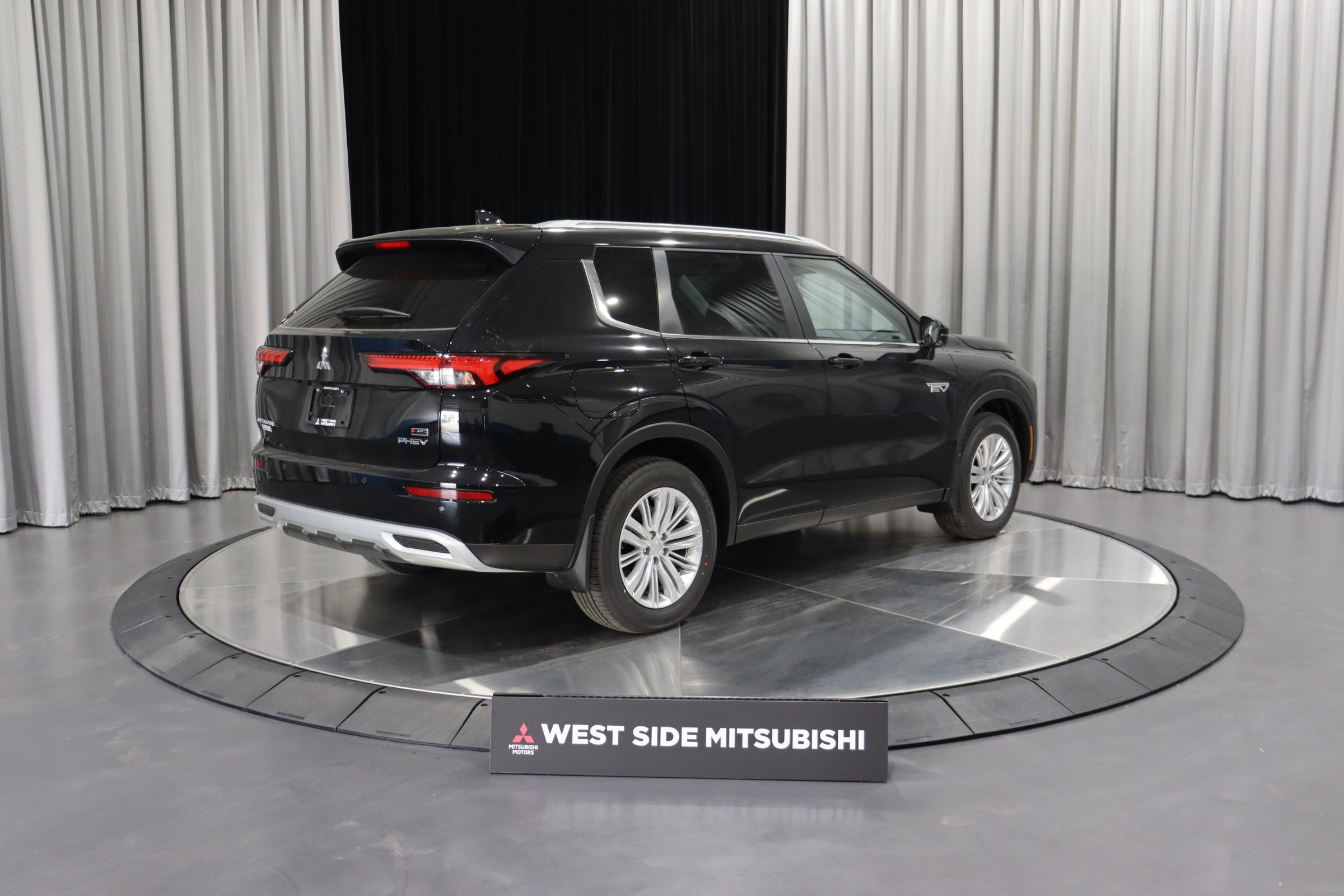 2025 Mitsubishi Outlander PHEV