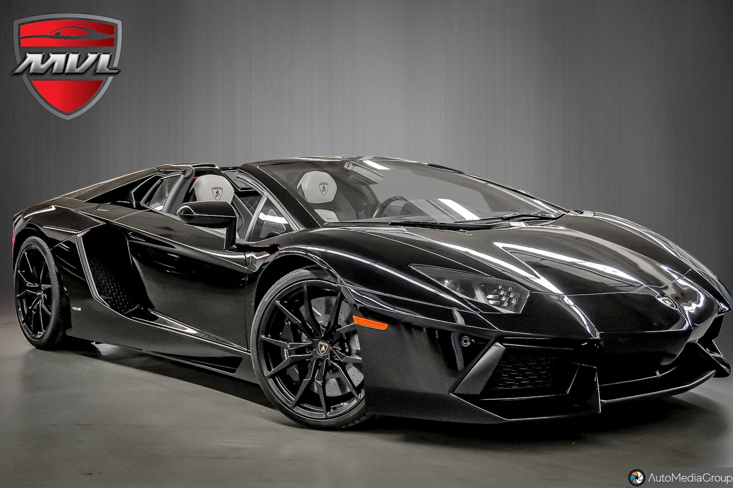 2017 Lamborghini Aventador 