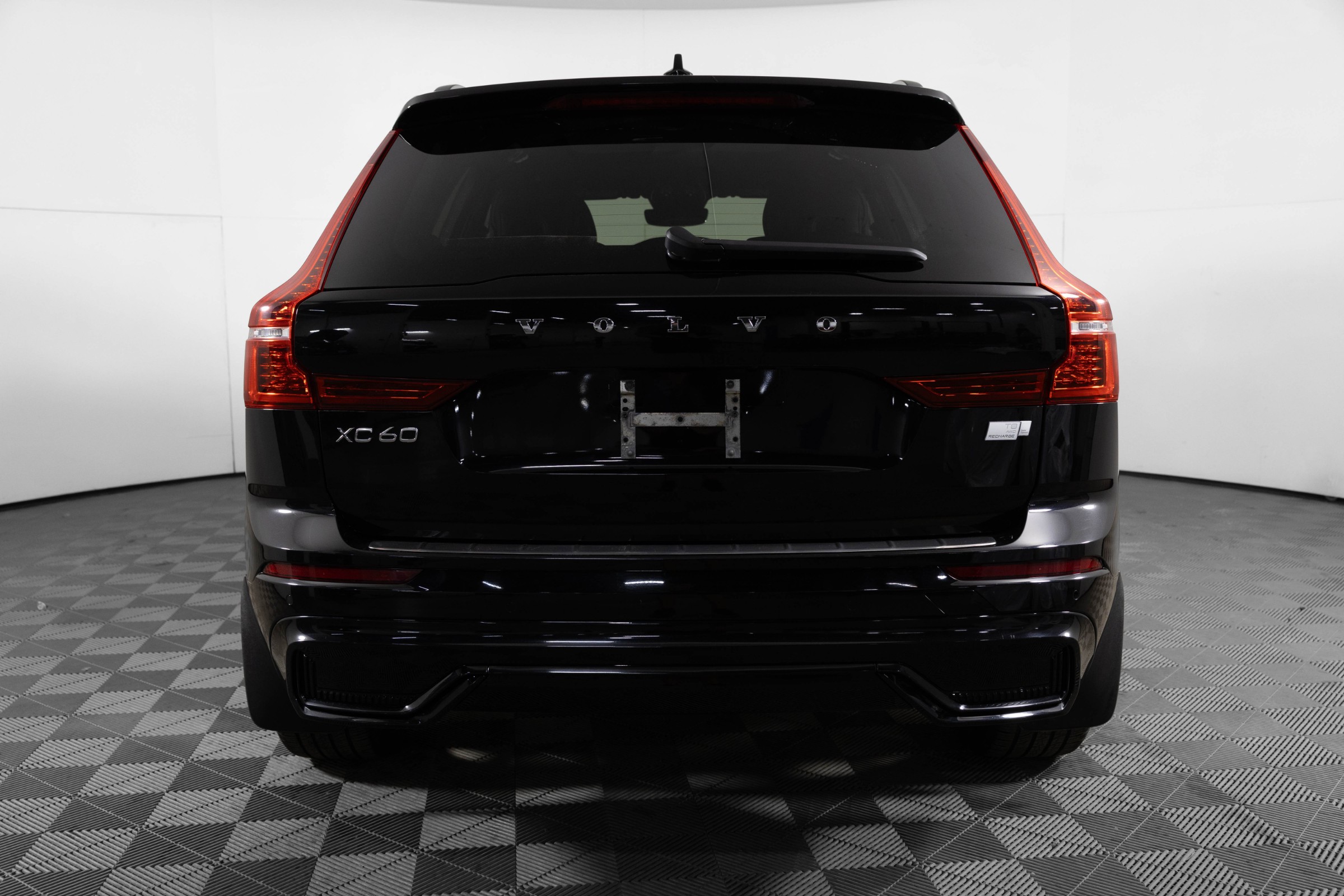 2022 Volvo XC60 Recharge Plug-In Hybrid