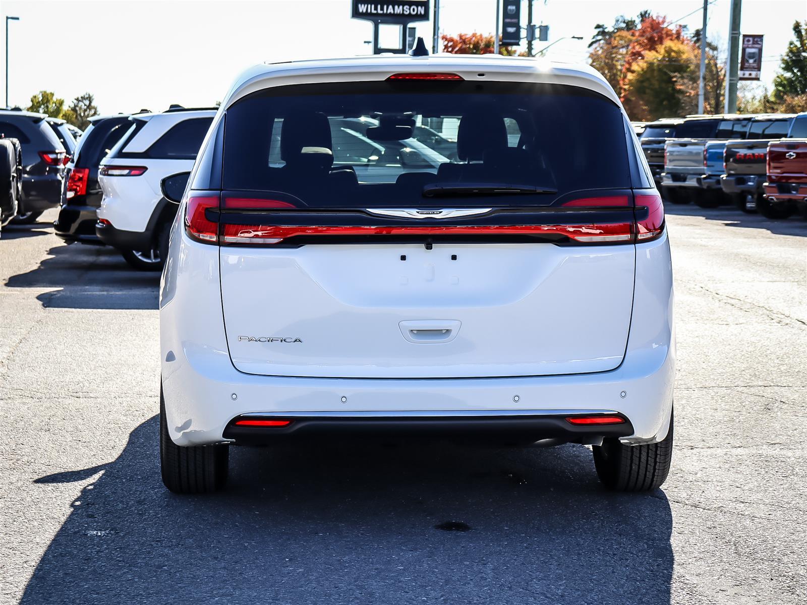 2026 Chrysler Pacifica