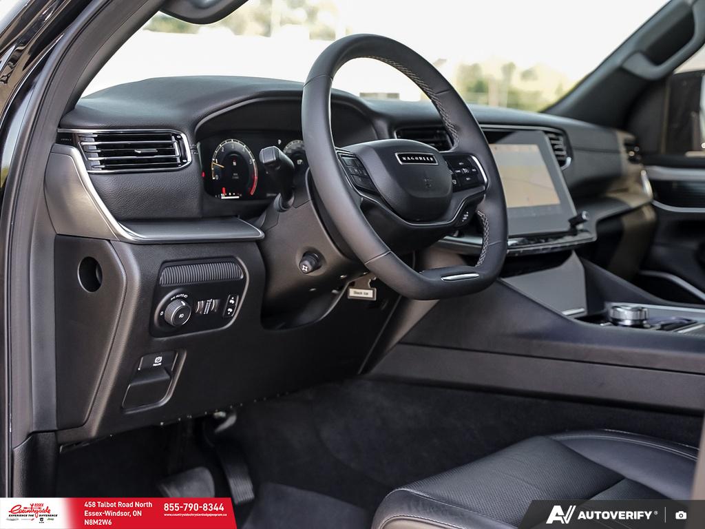 2023 Jeep Wagoneer L