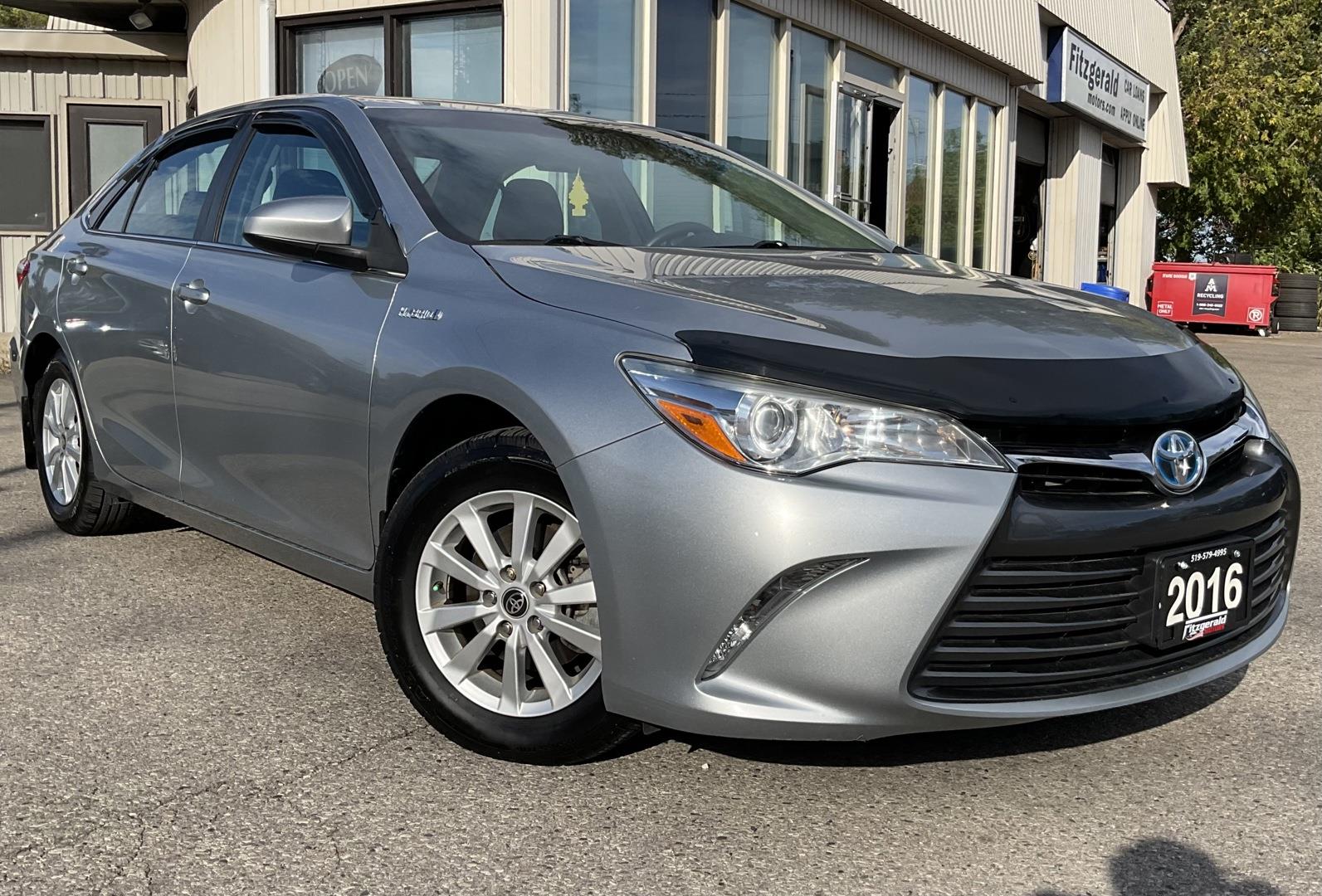 2016 Toyota Camry Hybrid