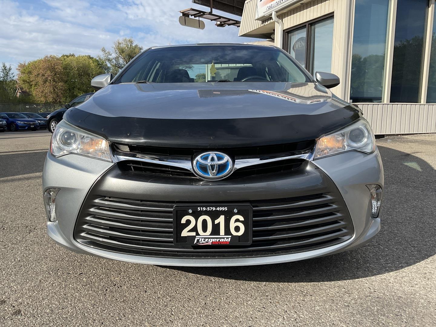 2016 Toyota Camry Hybrid