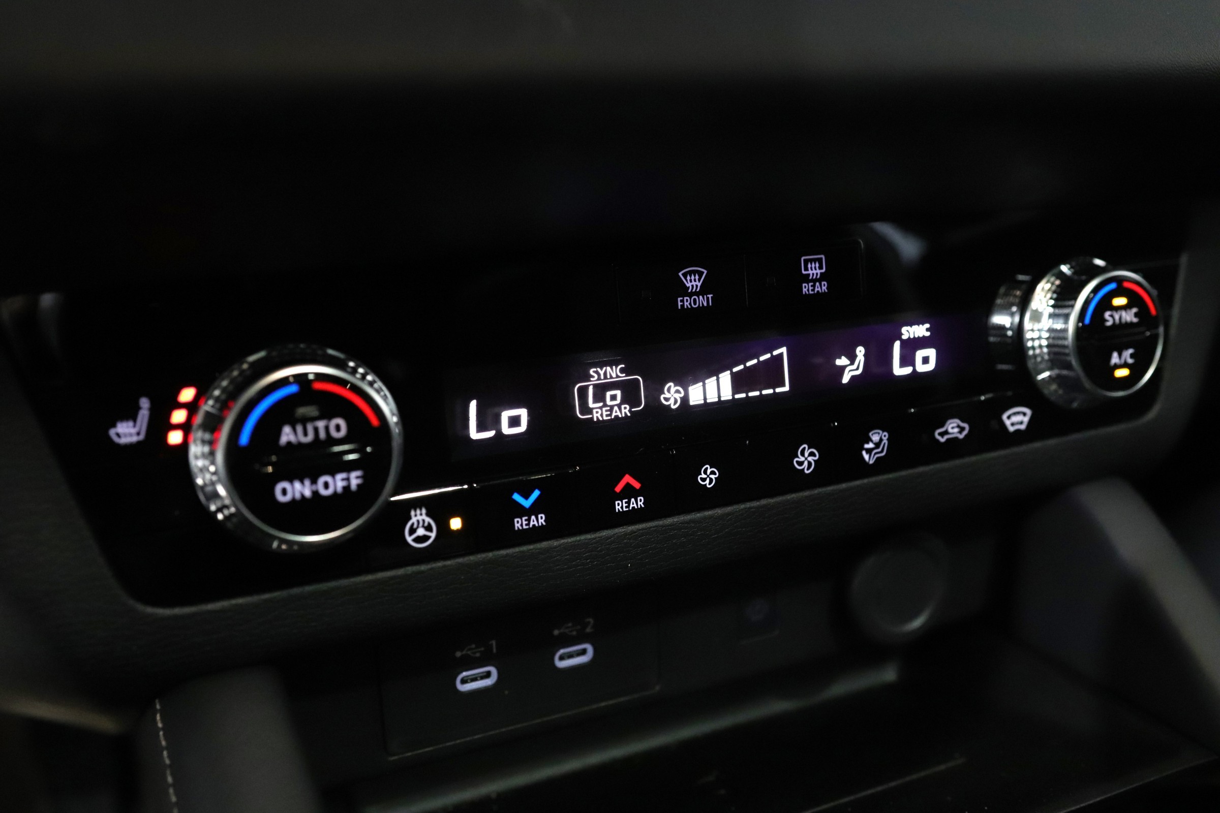 2025 Mitsubishi Outlander