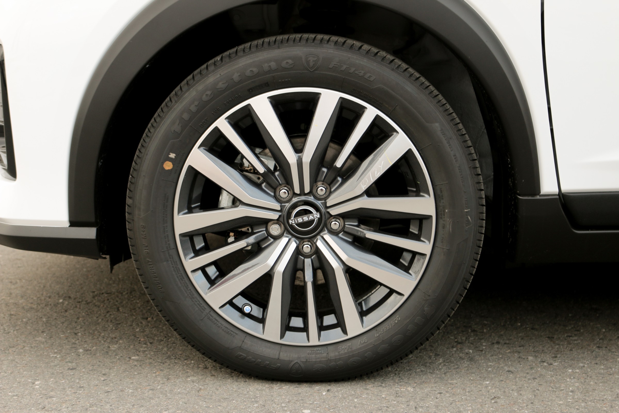 2025 Nissan Kicks Play