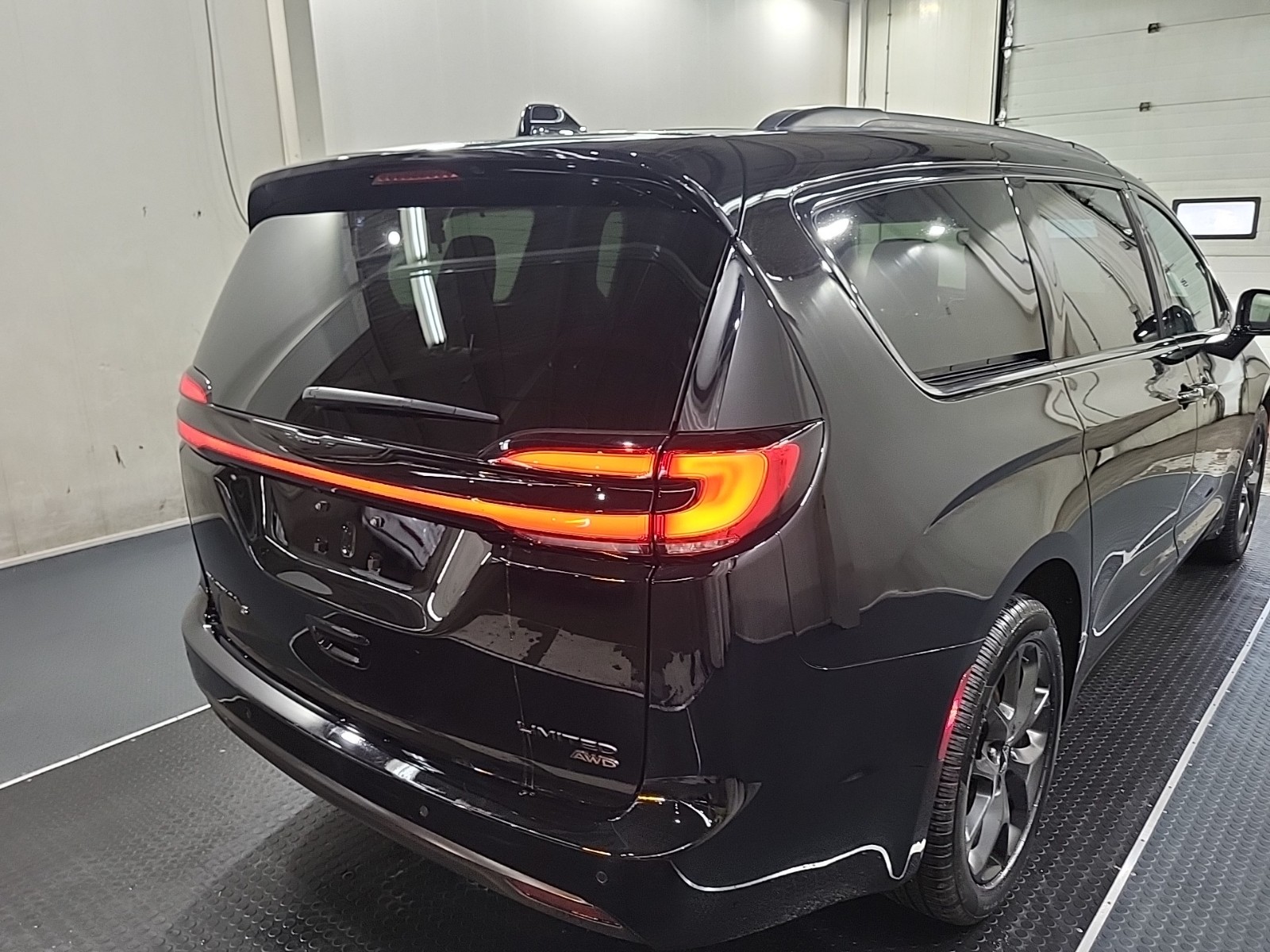 2024 Chrysler Pacifica