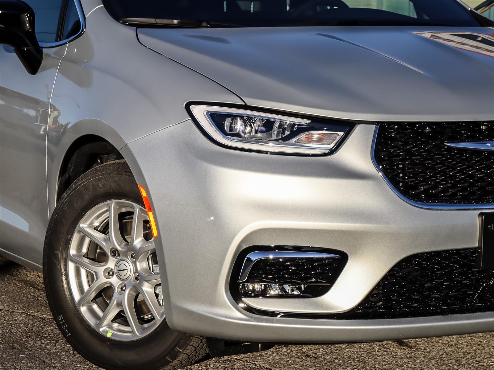 2026 Chrysler Pacifica