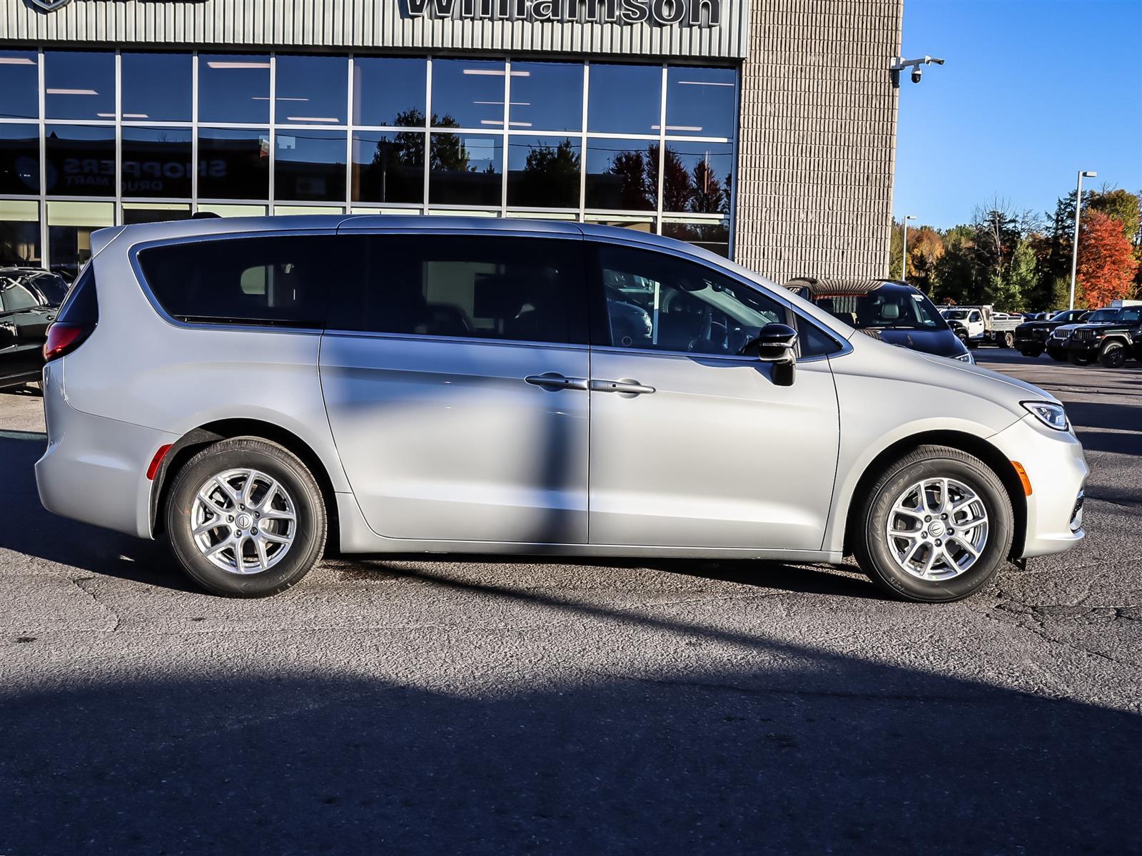 2026 Chrysler Pacifica