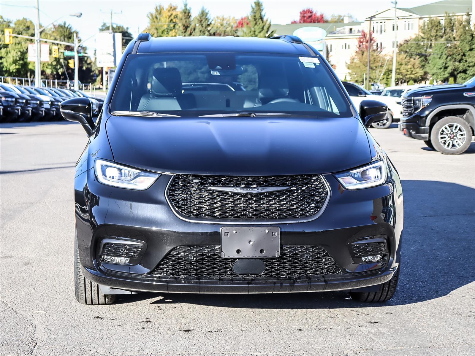 2025 Chrysler Pacifica