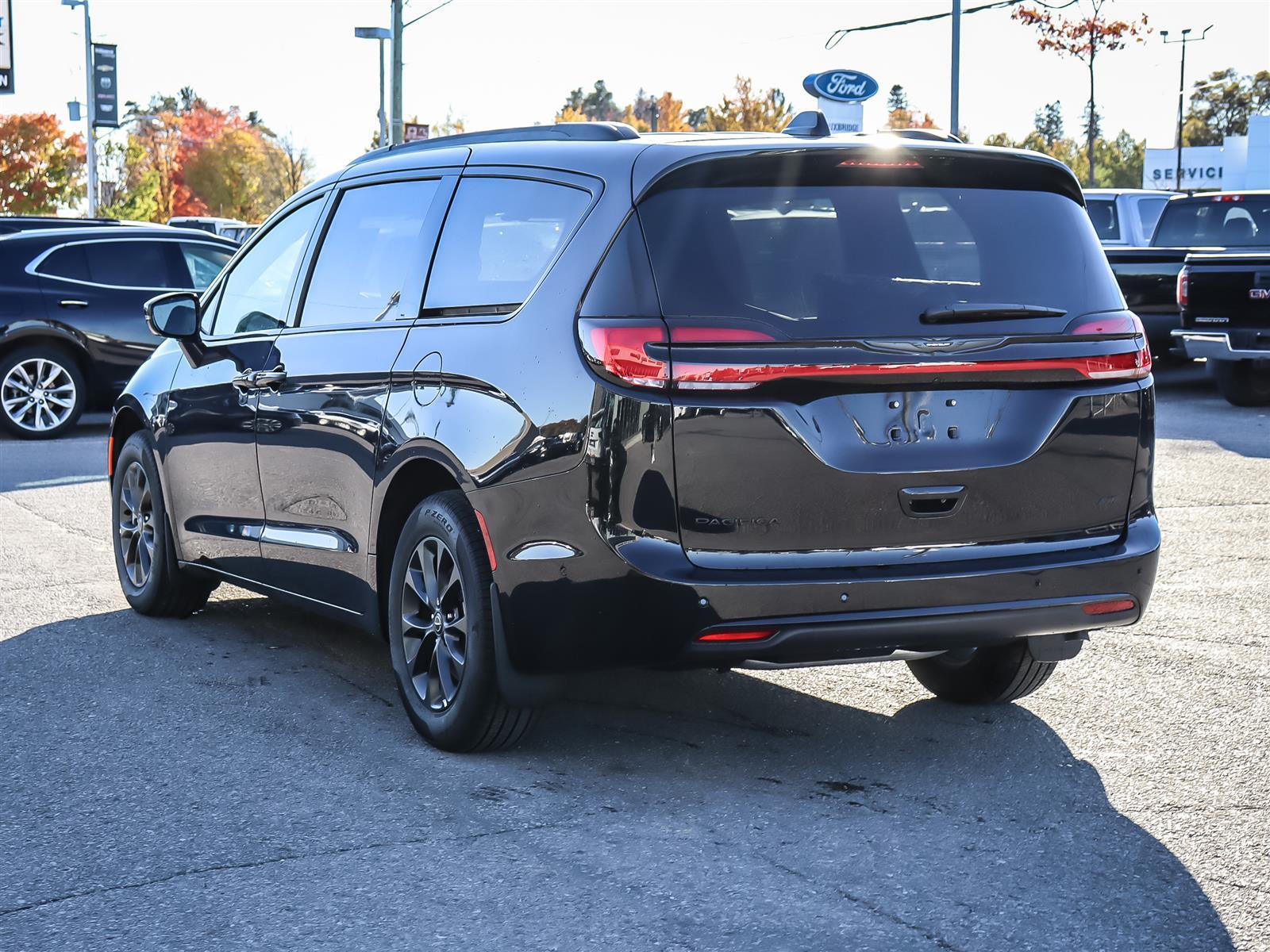 2025 Chrysler Pacifica