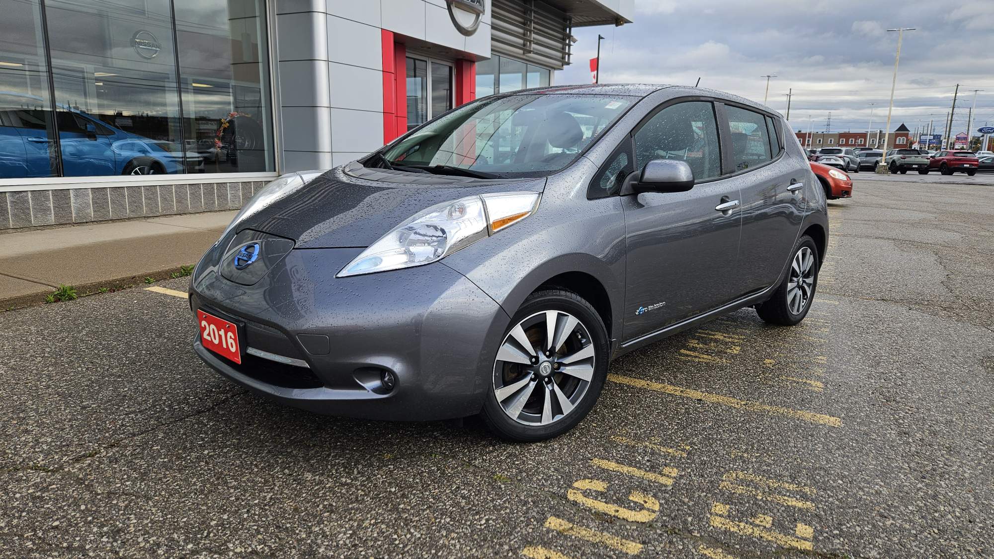 2016 Nissan LEAF
