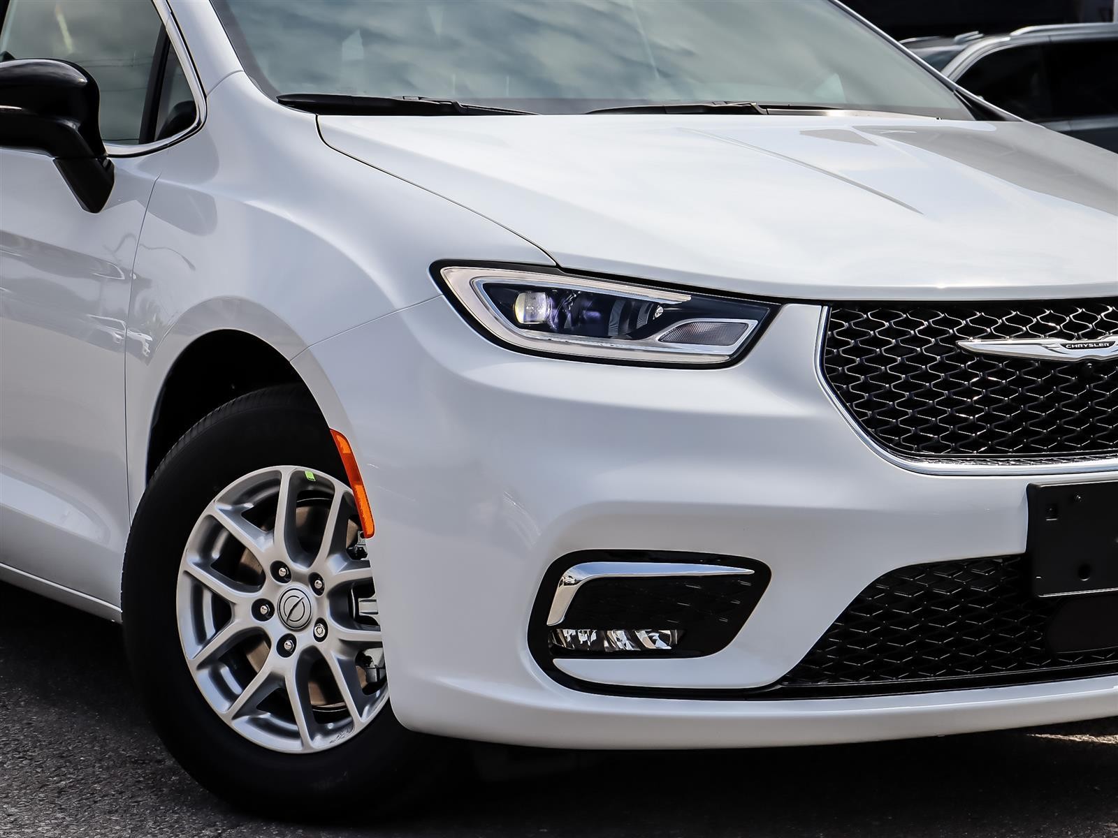 2025 Chrysler Pacifica