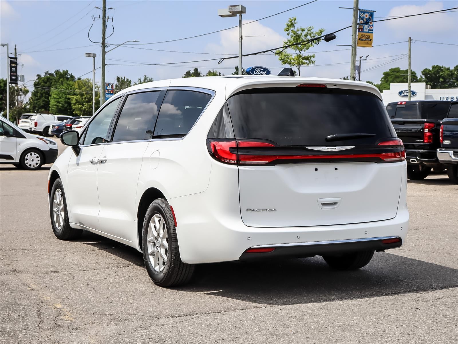 2025 Chrysler Pacifica