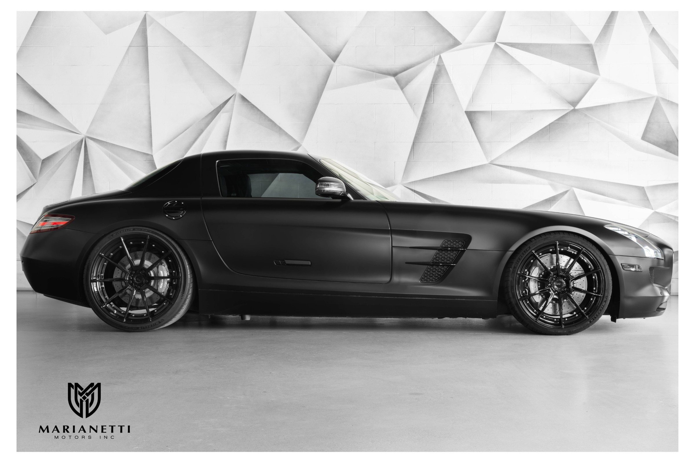 2011 Mercedes-Benz SLS AMG