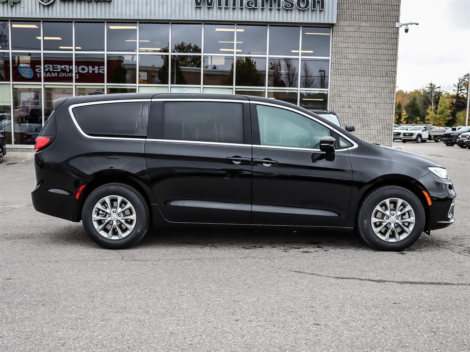 2026 Chrysler Pacifica