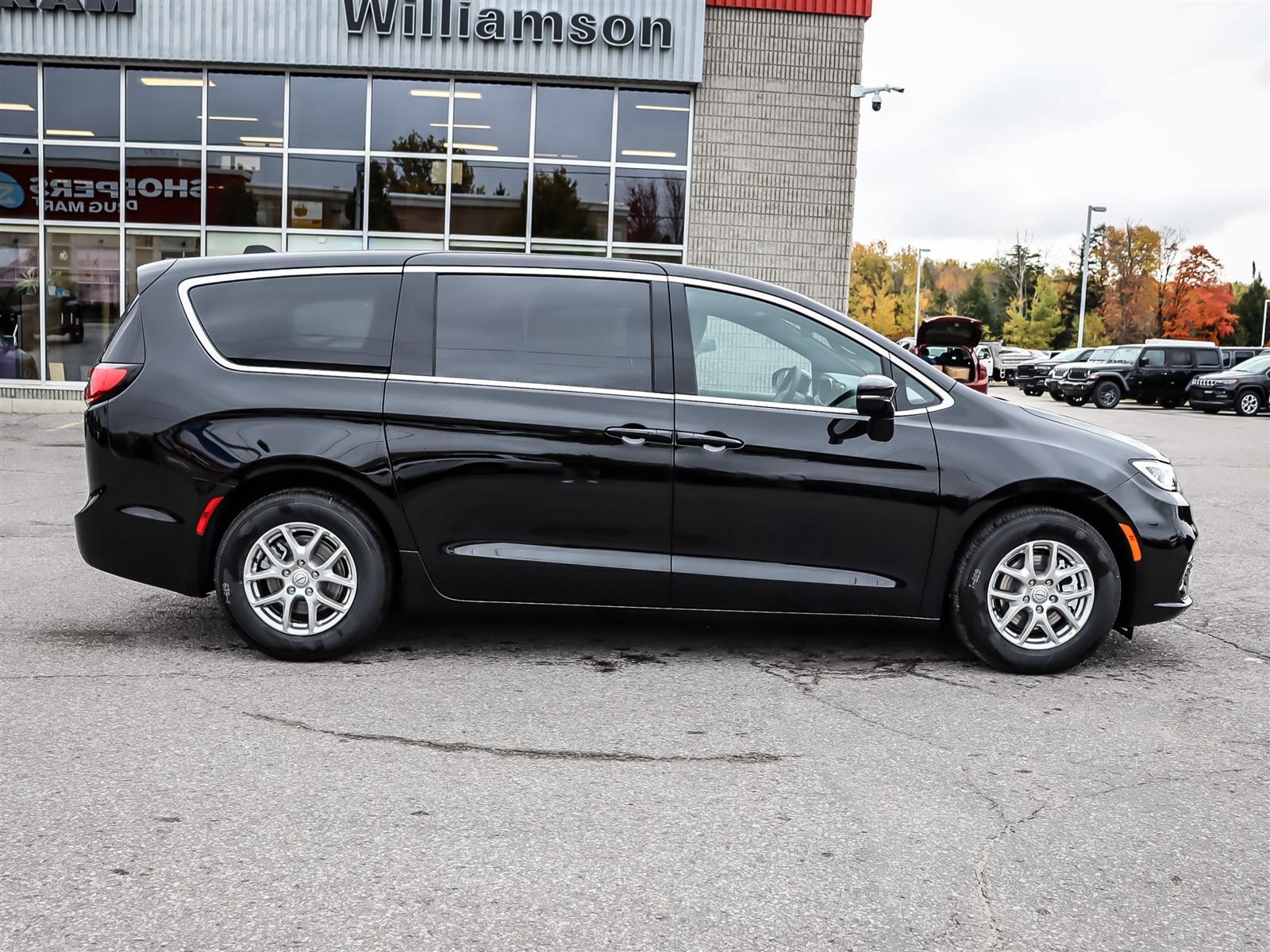 2026 Chrysler Pacifica