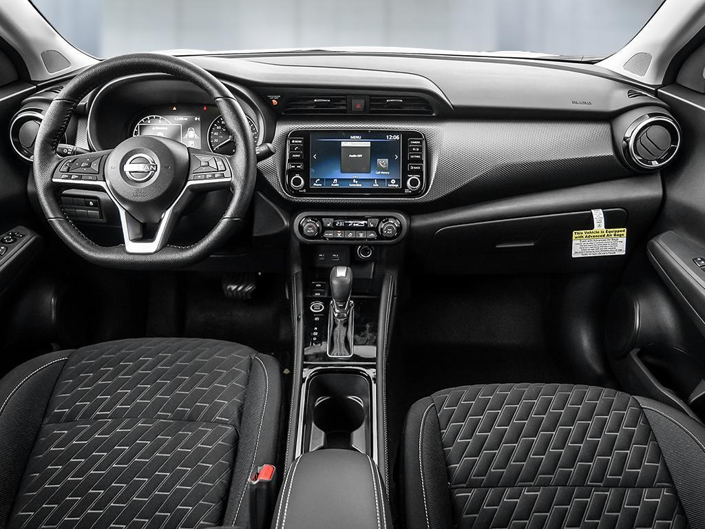 2025 Nissan Kicks Play