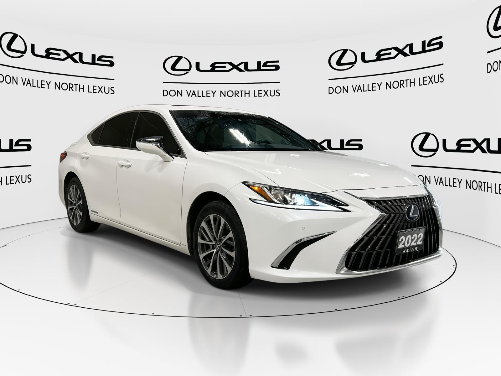 2022 Lexus ES 300h