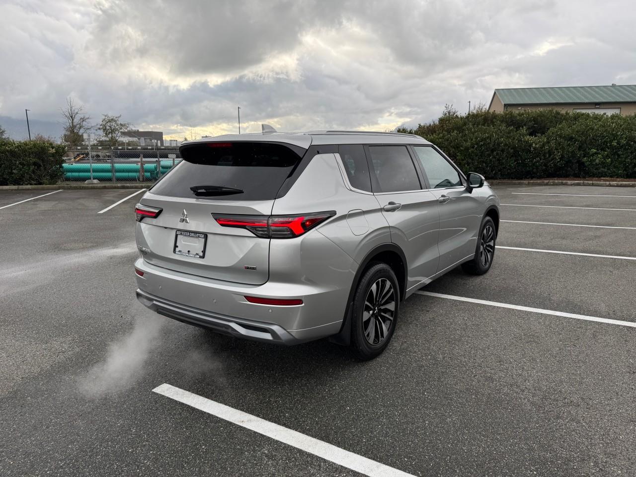 2025 Mitsubishi Outlander