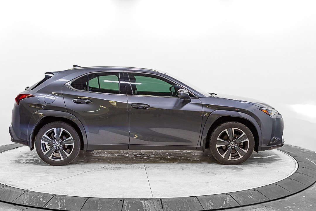 2023 Lexus UX 250h