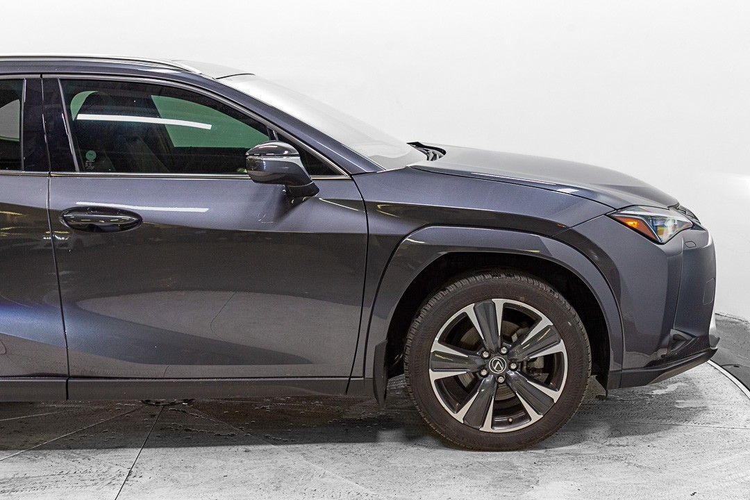 2023 Lexus UX 250h