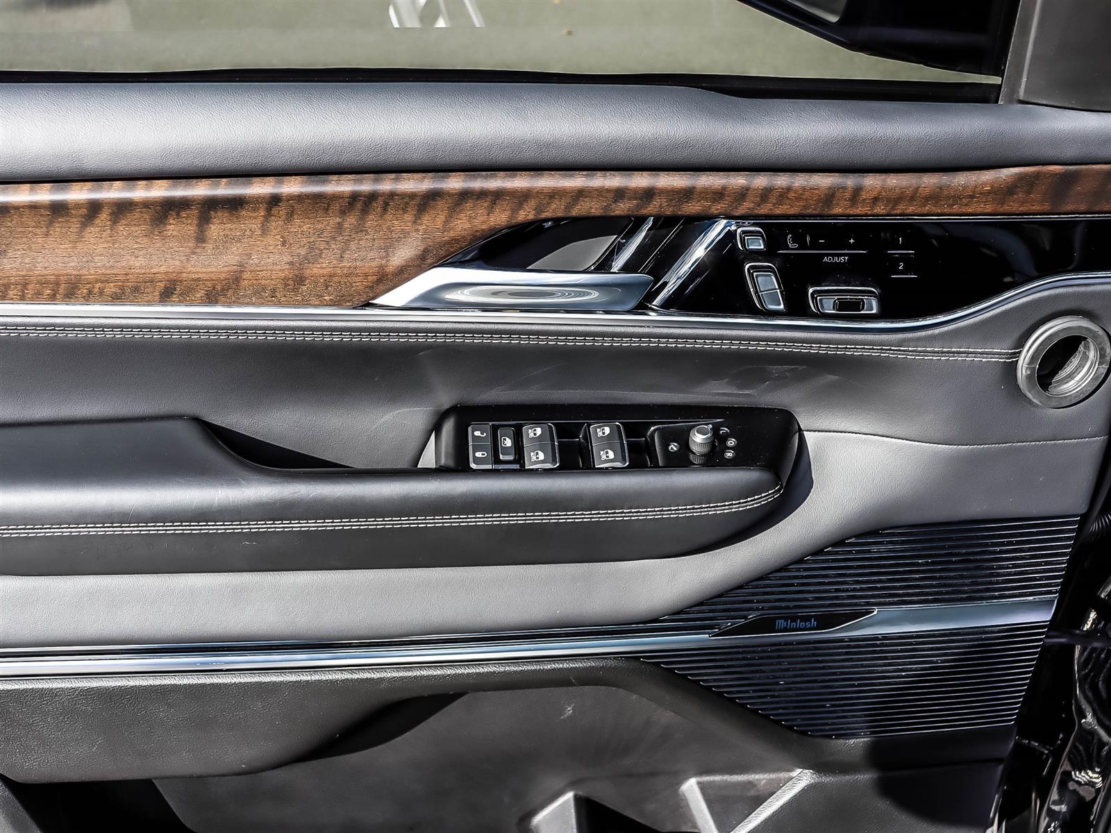 2022 Jeep Grand Wagoneer
